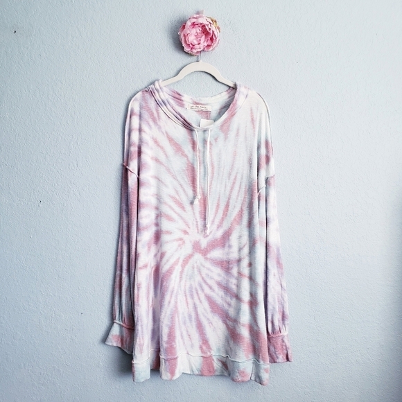 Free People Best Catch Tie Dye Tee in Pink Ivory - Picture 2 of 10